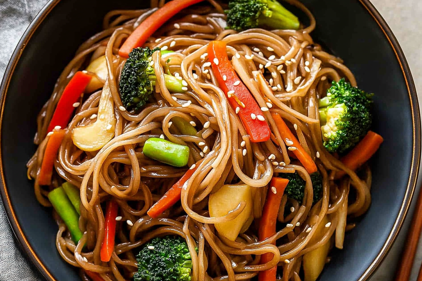 Warzywne lo mein