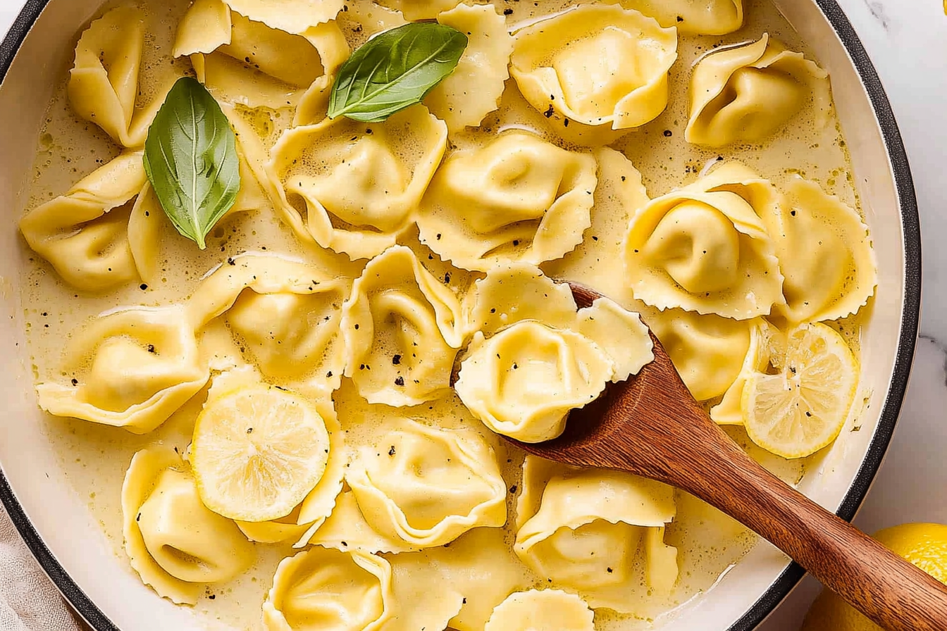Sos cytrynowo-maślany do tortellini